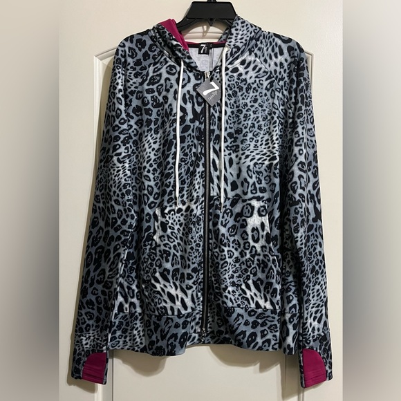7 Degrees Tops - NWT 7 Degrees Blue Gray Leopard Print Women’s Zip Up Hoodie 1X NEW